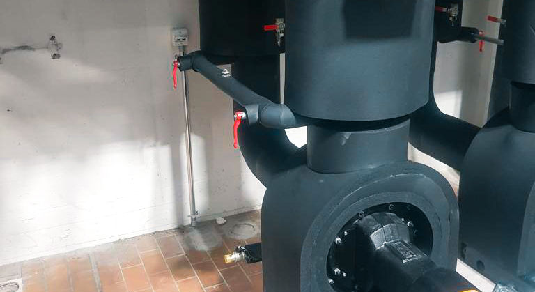 Combinación de aislamiento Armaflex y revestimiento de chapa