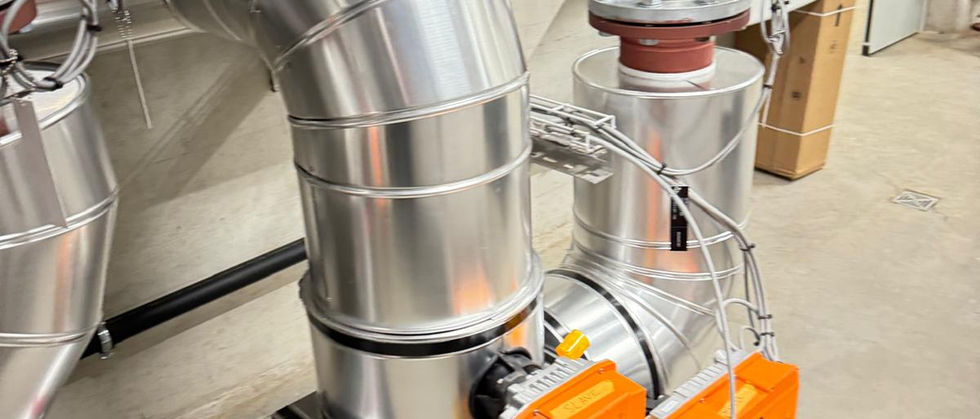 Metal cladding of a ventilation bend with actuator – detail