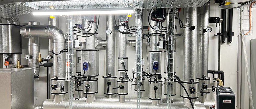 Pipe insulation and metal cladding in the heating room